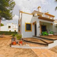 Villa in the suburbs in Spain, Comunitat Valenciana, Alicante, 108 sq.m.