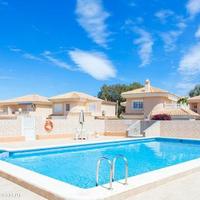 Villa in the suburbs in Spain, Comunitat Valenciana, Alicante, 64 sq.m.