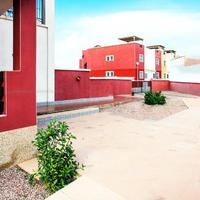 Apartment in the suburbs in Spain, Comunitat Valenciana, Alicante, 66 sq.m.