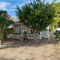 Villa in the suburbs in Spain, Comunitat Valenciana, Alicante, 138 sq.m.