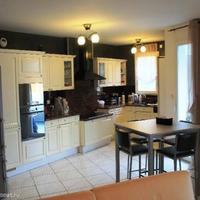 Flat in the city center in Guyane, 136 sq.m.