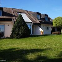 House in the suburbs in Guyane, 340 sq.m.