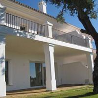 Дом в пригороде в Испании, Андалусия, 395 кв.м.