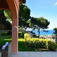 Villa in Italy, San Donnino, 300 sq.m.