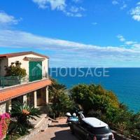 Villa in Italy, San Donnino, 360 sq.m.