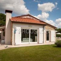 Villa in Italy, Pisa, 310 sq.m.