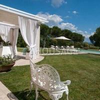 Villa in Italy, Pisa, 310 sq.m.