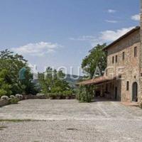 Дом в Италии, Пьенца, 1250 кв.м.