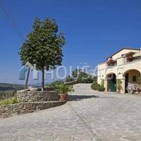 Дом в Италии, Пьенца, 900 кв.м.