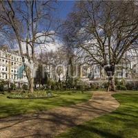 Flat in United Kingdom, England, London, 188 sq.m.