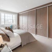 Flat in United Kingdom, England, Wandsworth, 151 sq.m.