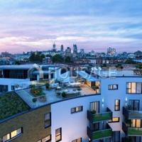 Flat in United Kingdom, England, Wandsworth, 102 sq.m.