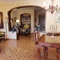 Apartment in Italy, San Donnino, 169 sq.m.
