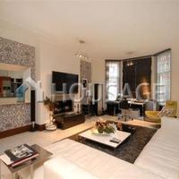 Flat in United Kingdom, England, Wandsworth, 85 sq.m.