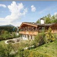 House in Austria, Hall in Tyrol, 920 sq.m.