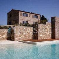 House in Italy, Pienza, 900 sq.m.