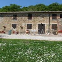 Дом в Италии, Пьенца, 390 кв.м.