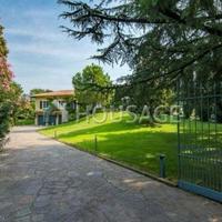 Дом в Италии, Гарда, 550 кв.м.