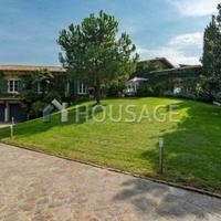 Дом в Италии, Гарда, 550 кв.м.