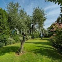 Дом в Италии, Гарда, 550 кв.м.