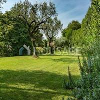 Дом в Италии, Гарда, 550 кв.м.