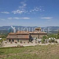 Дом в Италии, Пьенца, 1300 кв.м.