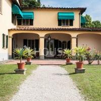 Villa in Italy, Pisa, 400 sq.m.
