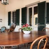 Villa in Italy, Pisa, 400 sq.m.