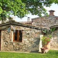 Дом в Италии, Пьенца, 625 кв.м.