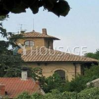 Villa in Italy, Pisa, 485 sq.m.