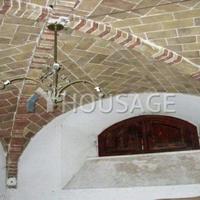 Villa in Italy, Pisa, 485 sq.m.