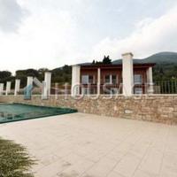 Вилла в Италии, Гарда, 350 кв.м.