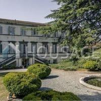 Villa in Italy, Pisa, 3000 sq.m.