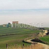 Дом в Италии, Пьенца, 1800 кв.м.