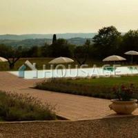 House in Italy, Pienza, 600 sq.m.