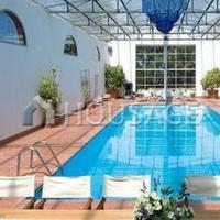 Вилла в Италии, Пиза, 810 кв.м.