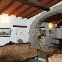 Дом в Италии, Пьенца, 900 кв.м.