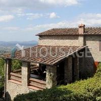 Villa in Italy, Pisa, 305 sq.m.