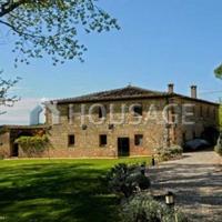 Дом в Италии, Пьенца, 700 кв.м.