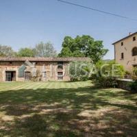 Дом в Италии, Пьенца, 1020 кв.м.