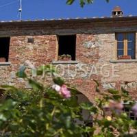 Дом в Италии, Пьенца, 530 кв.м.