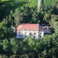 Дом в Италии, Пьенца, 700 кв.м.