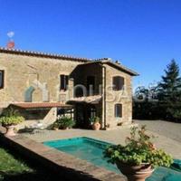 Дом в Италии, Пьенца, 300 кв.м.