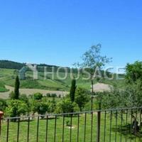 Дом в Италии, Пьенца, 550 кв.м.