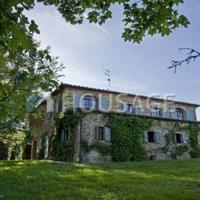 Дом в Италии, Пьенца, 450 кв.м.