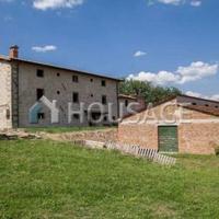 Дом в Италии, Пьенца, 1200 кв.м.