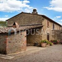 House in Italy, Pienza, 600 sq.m.