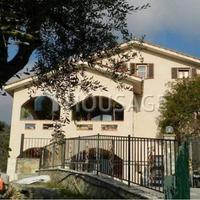 Villa in Italy, San Donnino, 750 sq.m.