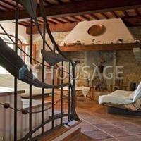 Дом в Италии, Пьенца, 600 кв.м.