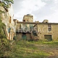 Дом в Италии, Пьенца, 2400 кв.м.